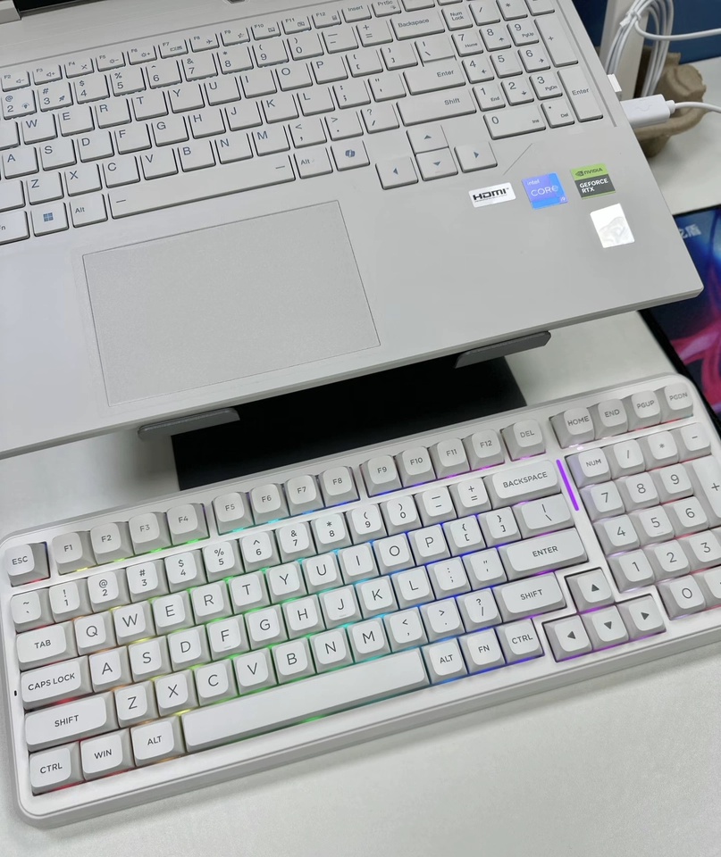 Gaming Keyboard Wireless - MCHOSE K99 V3 Mode Keyboard Mekanis